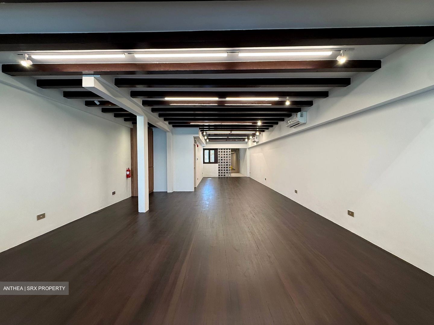 Telok Ayer Conservation Area (D1), Shop House #547776641
